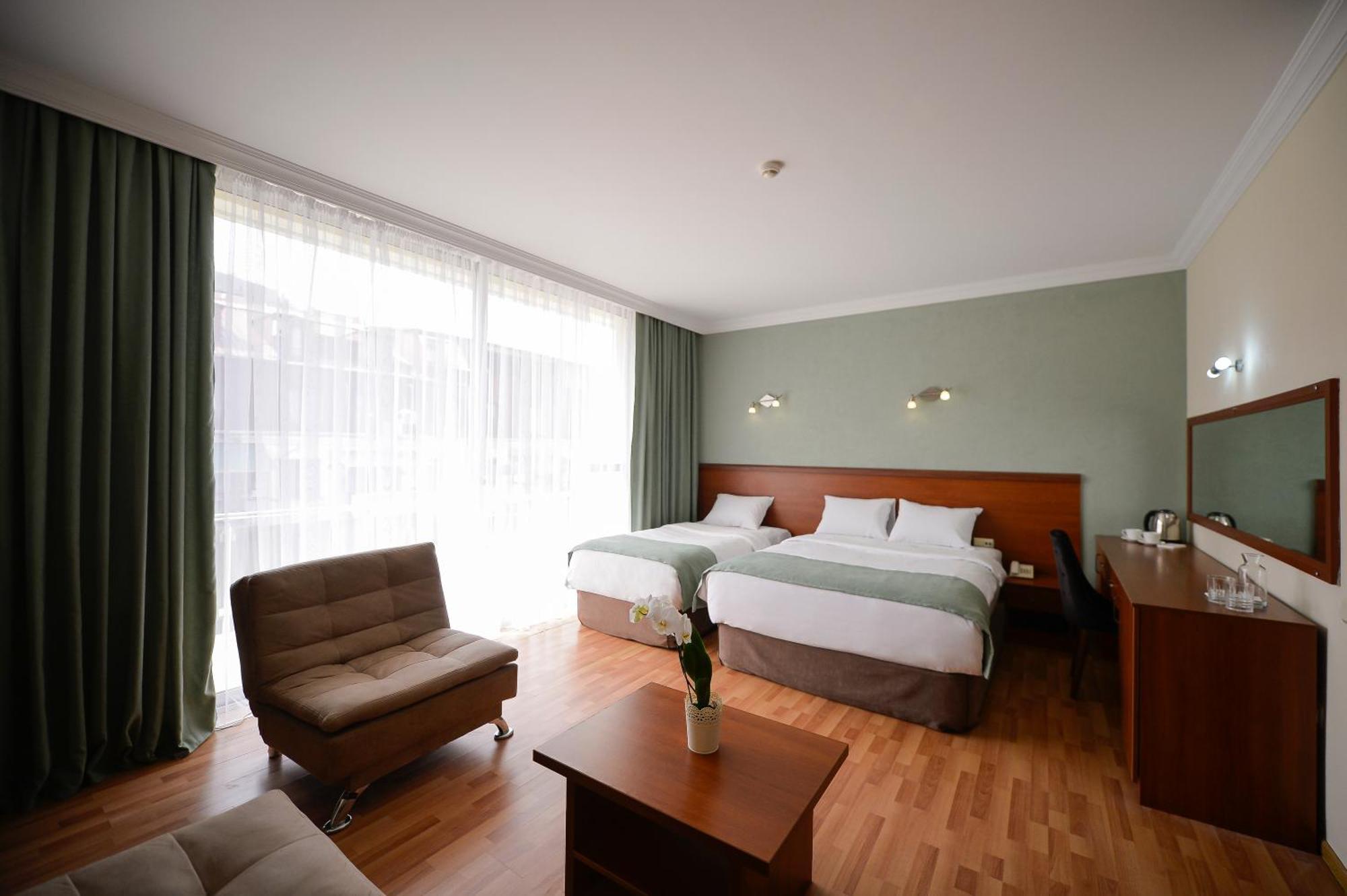 Aura Boutique Hotel Μπατούμι Εξωτερικό φωτογραφία