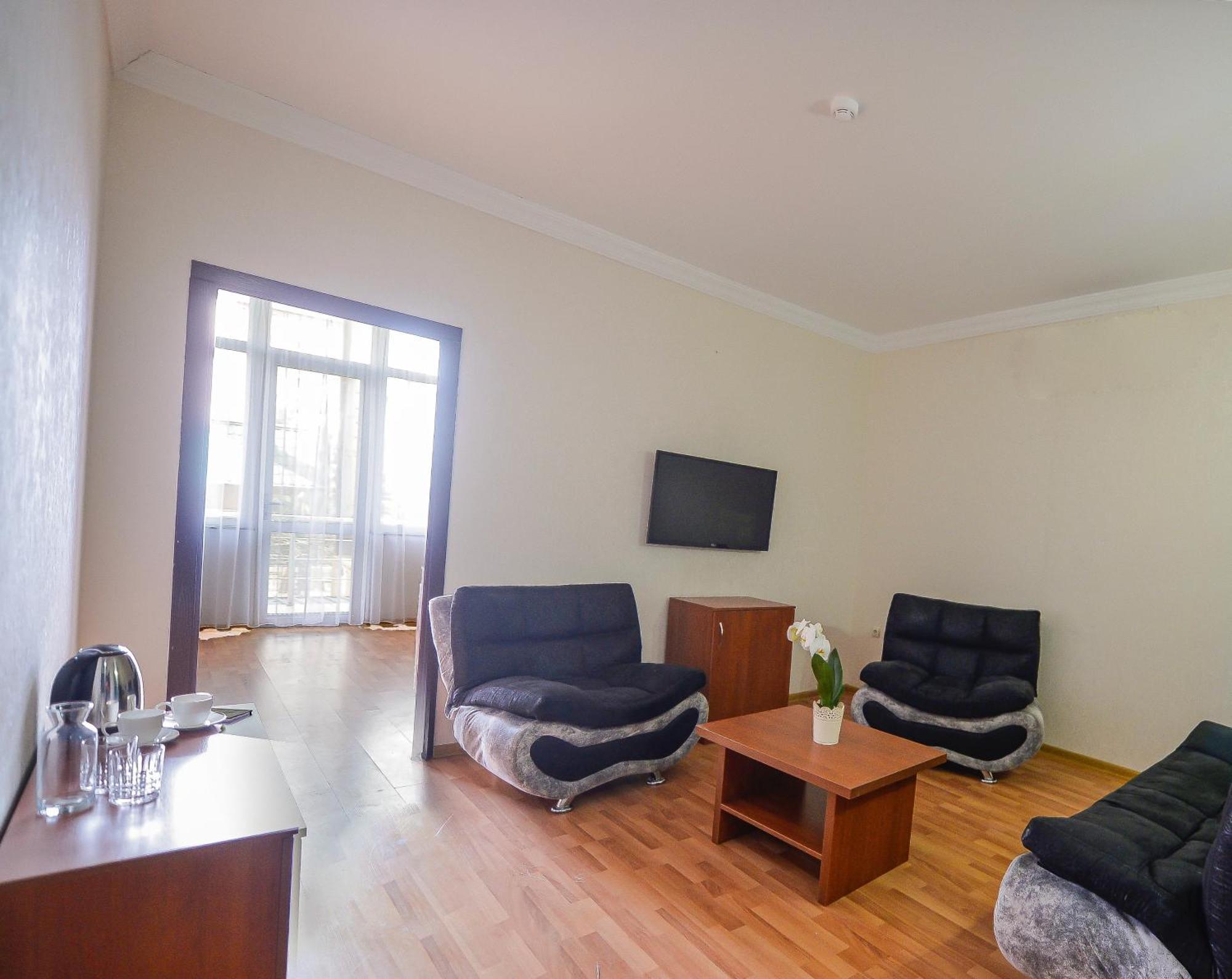 Aura Boutique Hotel Μπατούμι Εξωτερικό φωτογραφία
